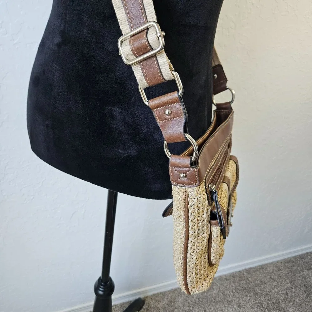 Chaps Straw & Faux Leather Crossbody Bag satchel purse Boho Cottage core Hippie - Picture 3 of 16